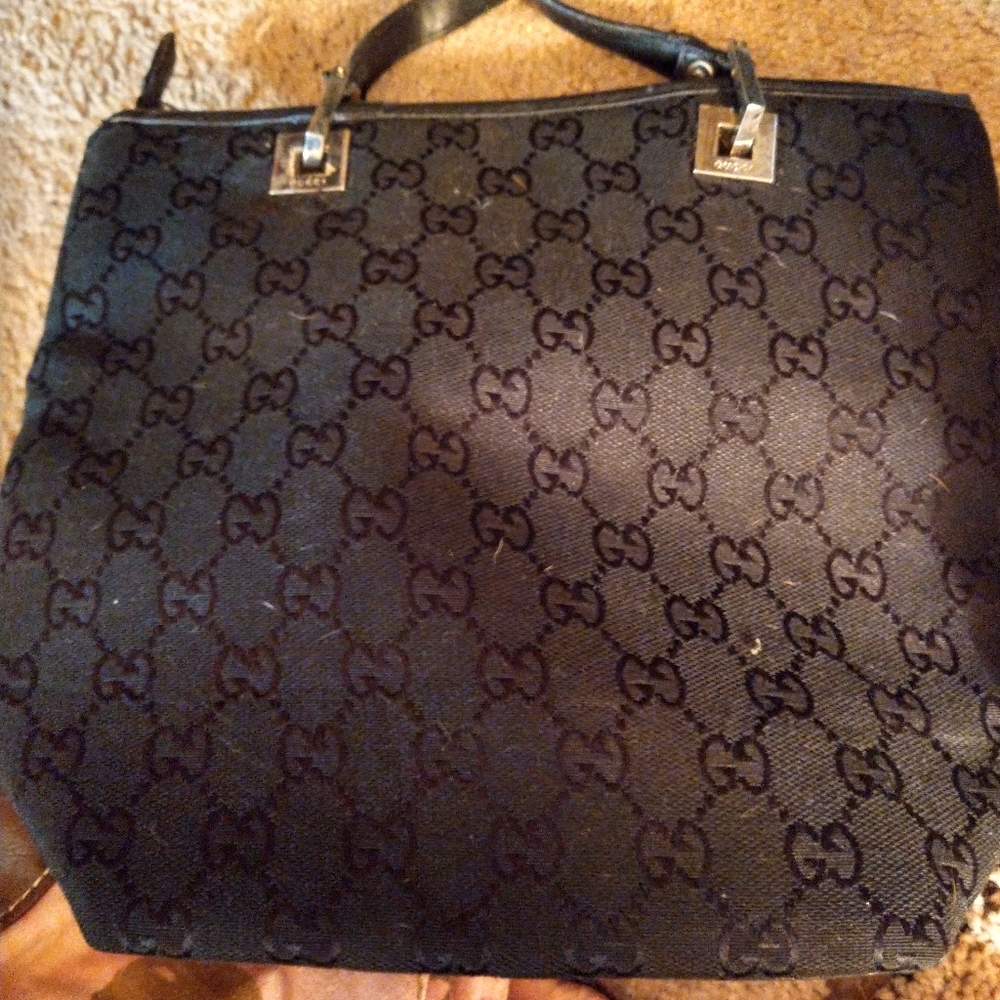 Gucci handbag
